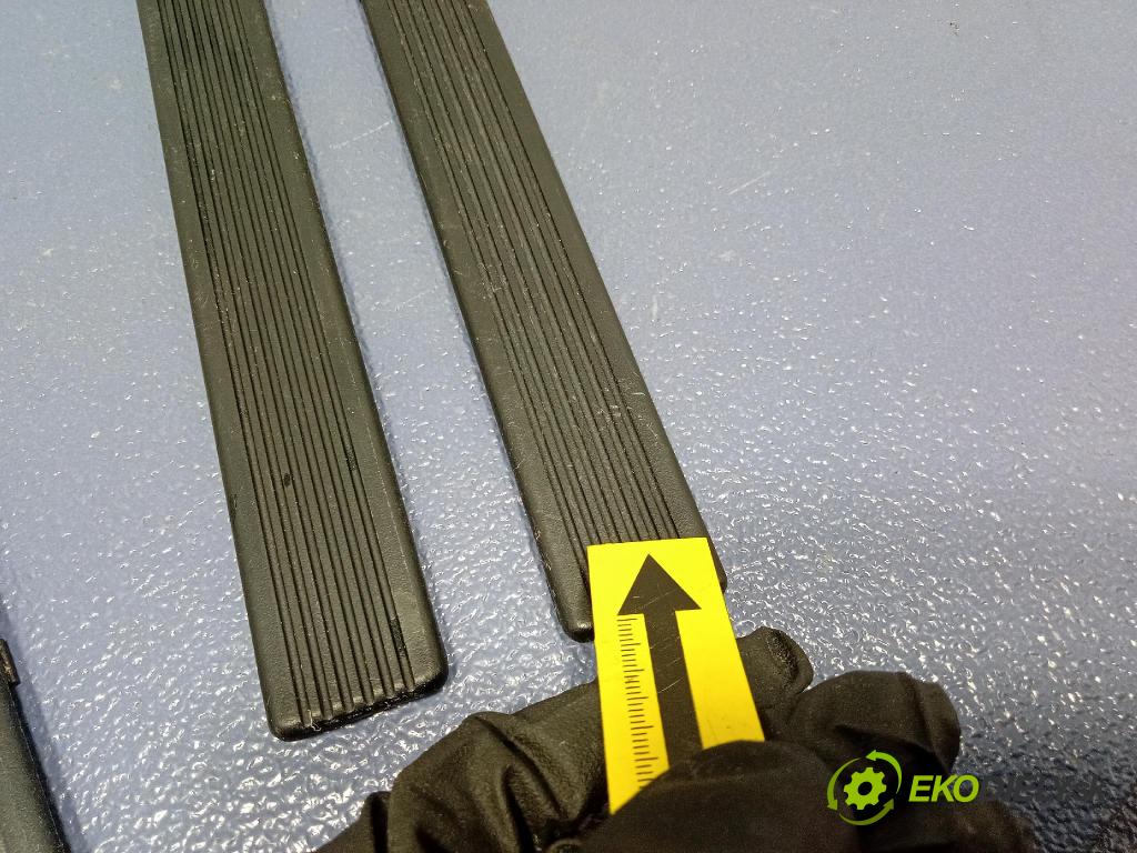 Cadillac Brougham 1993 lišta Dekoratívní: Práh: 20460027