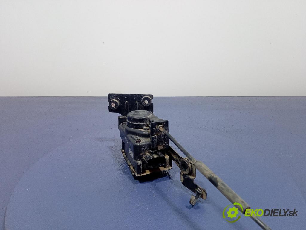 Hyundai Tucson 2006 řídící jednotka 96400-2E000