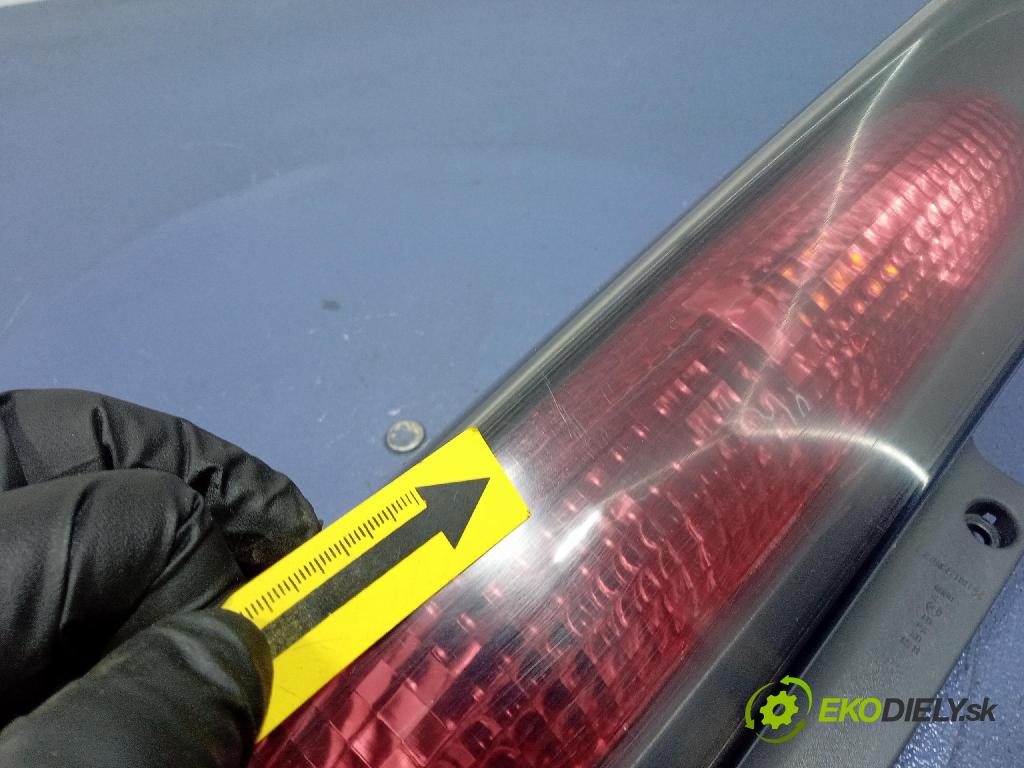 Opel Vivaro 2004 světlo Zad: Práva: Mimo: