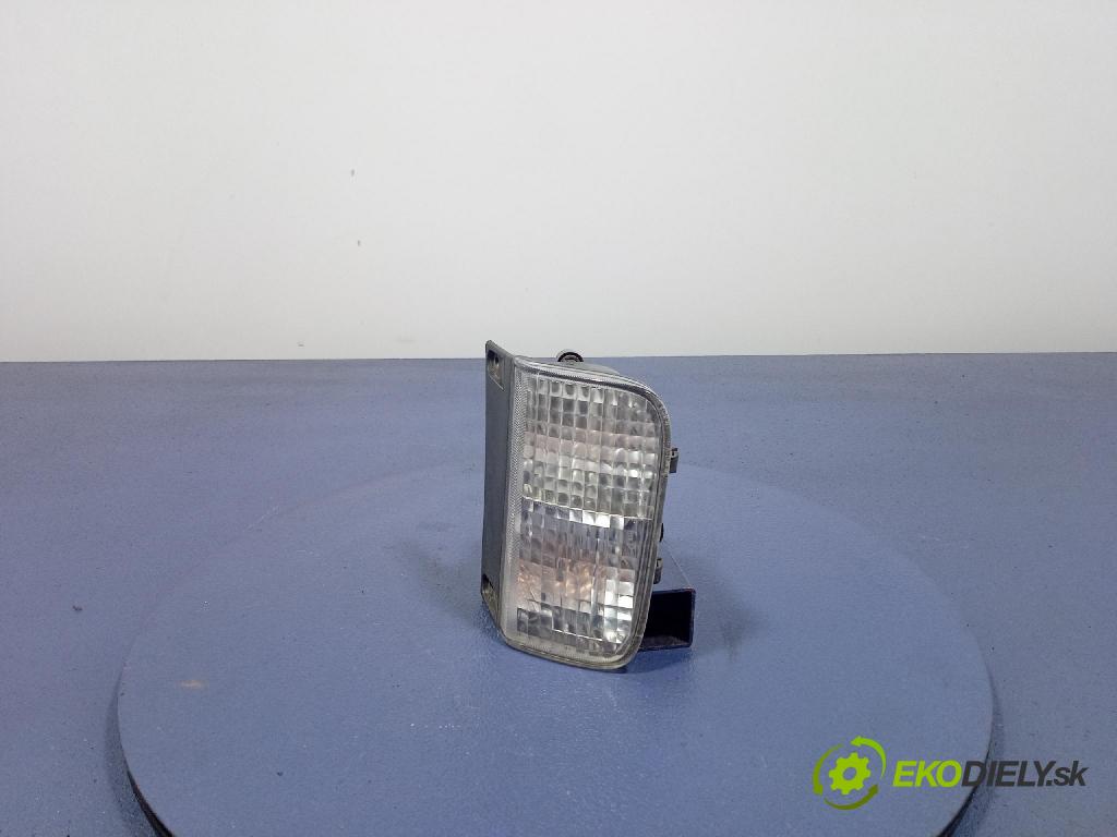 Opel Vivaro 2004 světlo Zad: Práva: Uvnitř