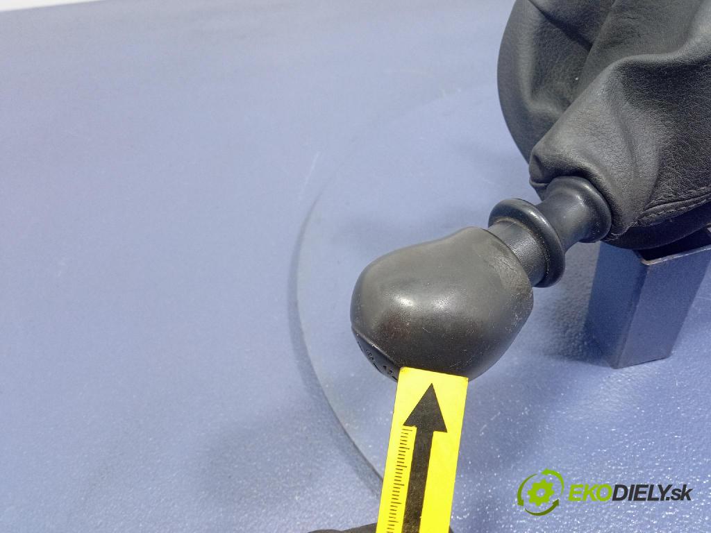 Opel Vivaro 2004 kulisa Změny Ozubené kola: