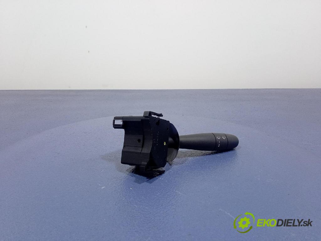 Opel Vivaro 2004 Řazení 7700312985