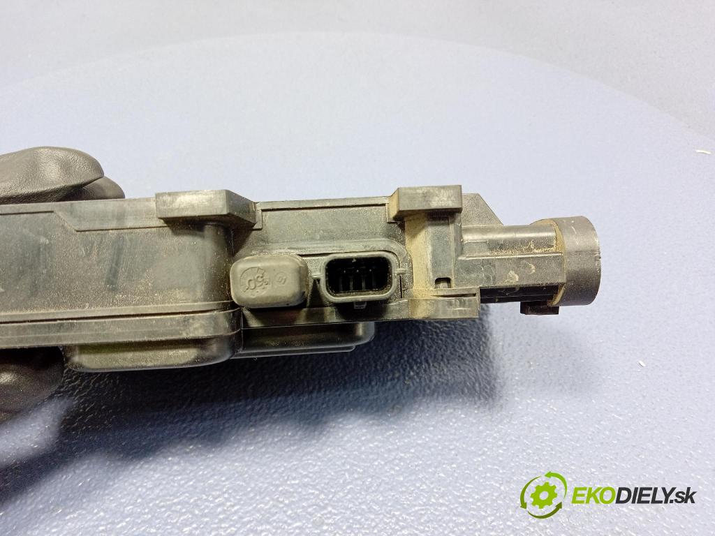 Renault Scenic 2009 řídící jednotka 243800007R