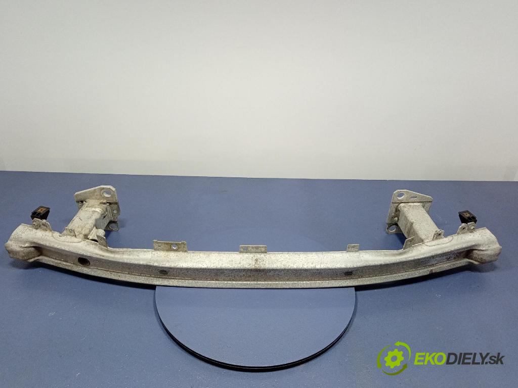 Renault Scenic 2009 výztuha narazník před 752100015R