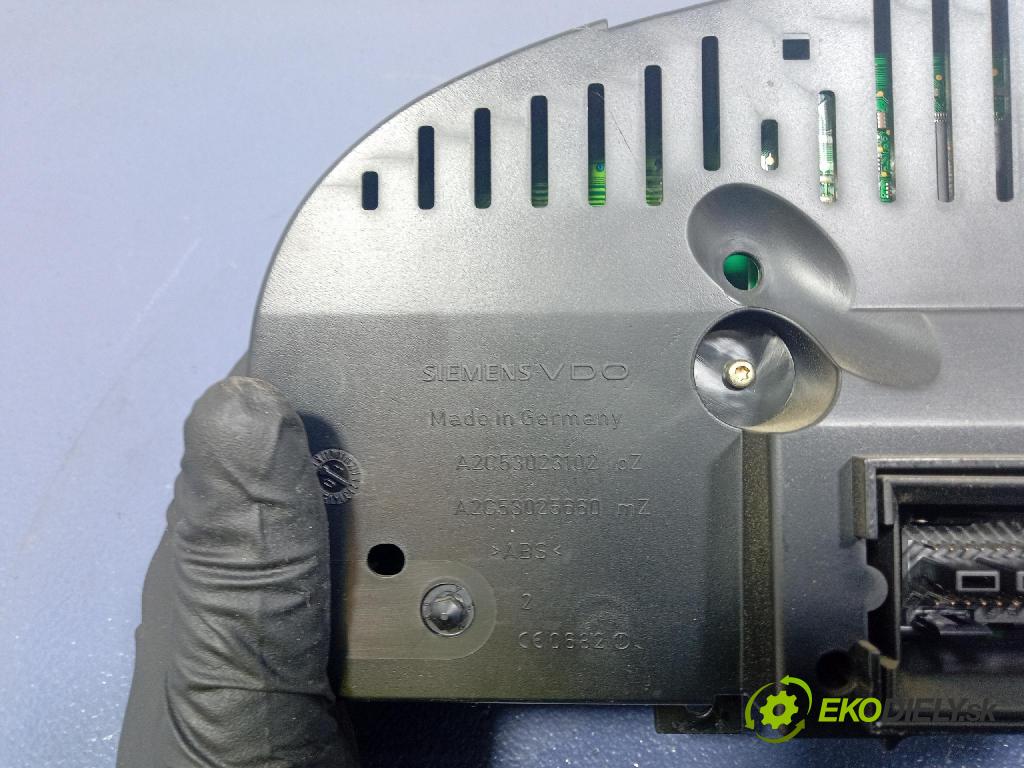 Vw Golf 2003 Přístrojová deska 1K0920860F