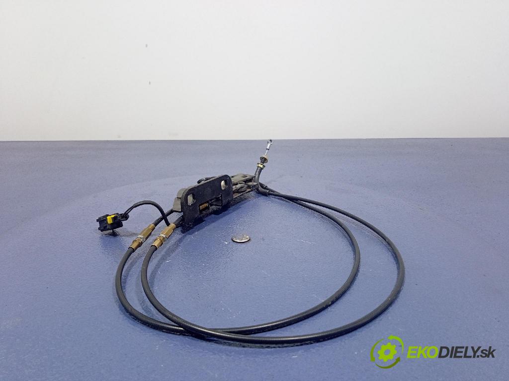 Peugeot 206 2006 zámek Klapky: kufr