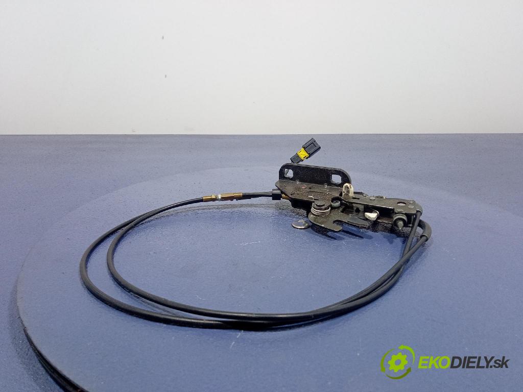 Peugeot 206 2006 zámek Klapky: kufr