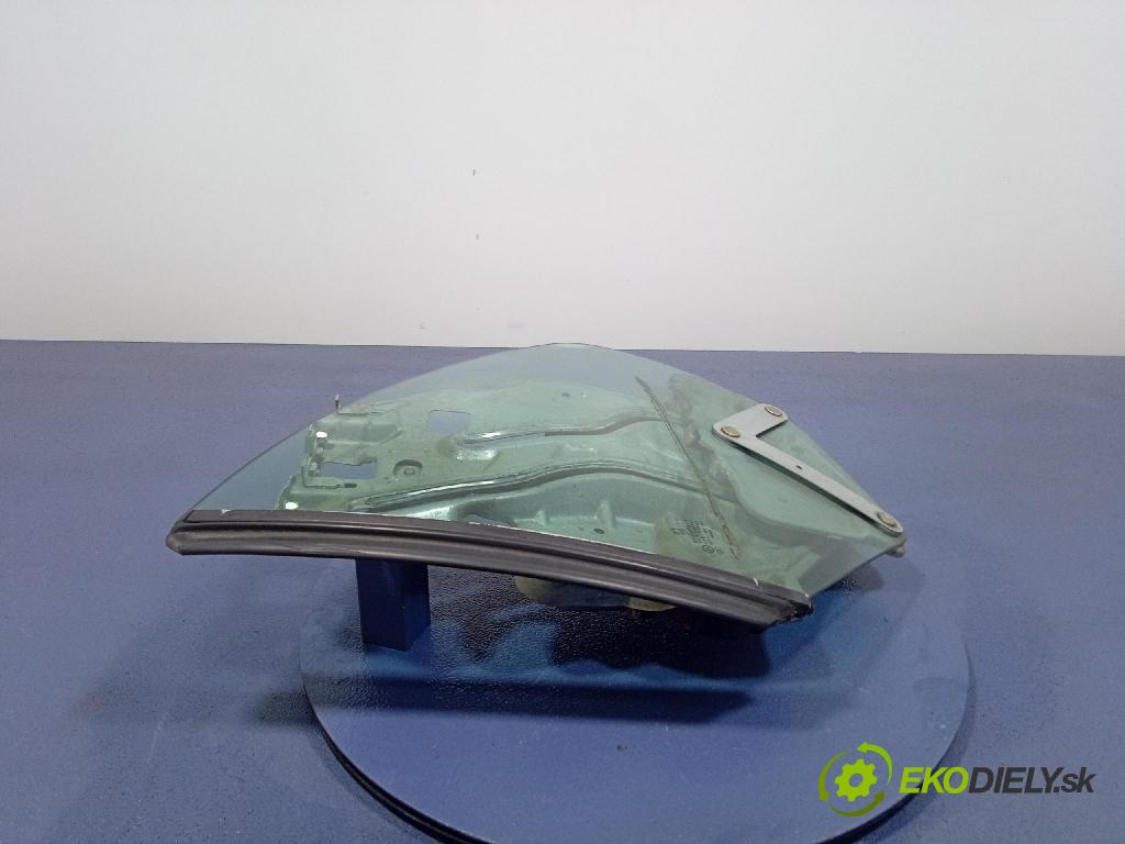 Peugeot 206 2006 mechanismus stahování Sklenka: Zad: Levý: 9636597380