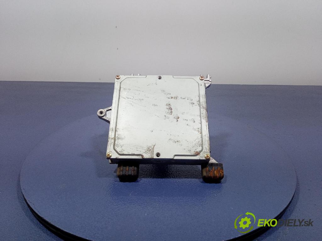 Honda Cr-v 2001 řídící jednotka Motor: 37820-PHK-G21