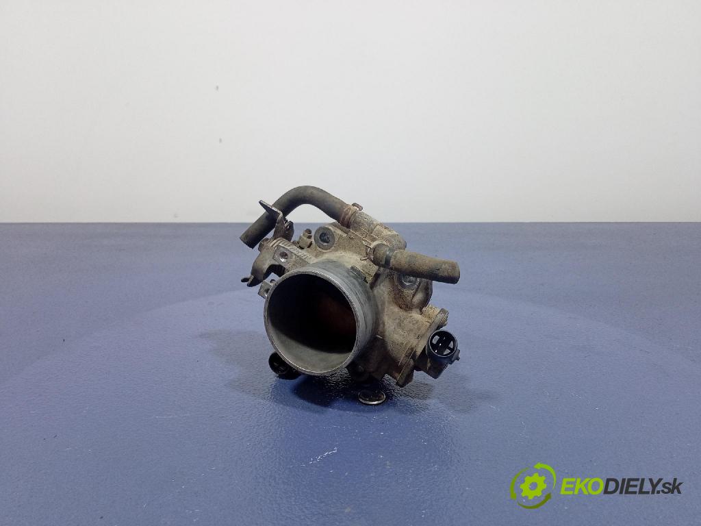 Honda Cr-v 2001 škrticí klapka