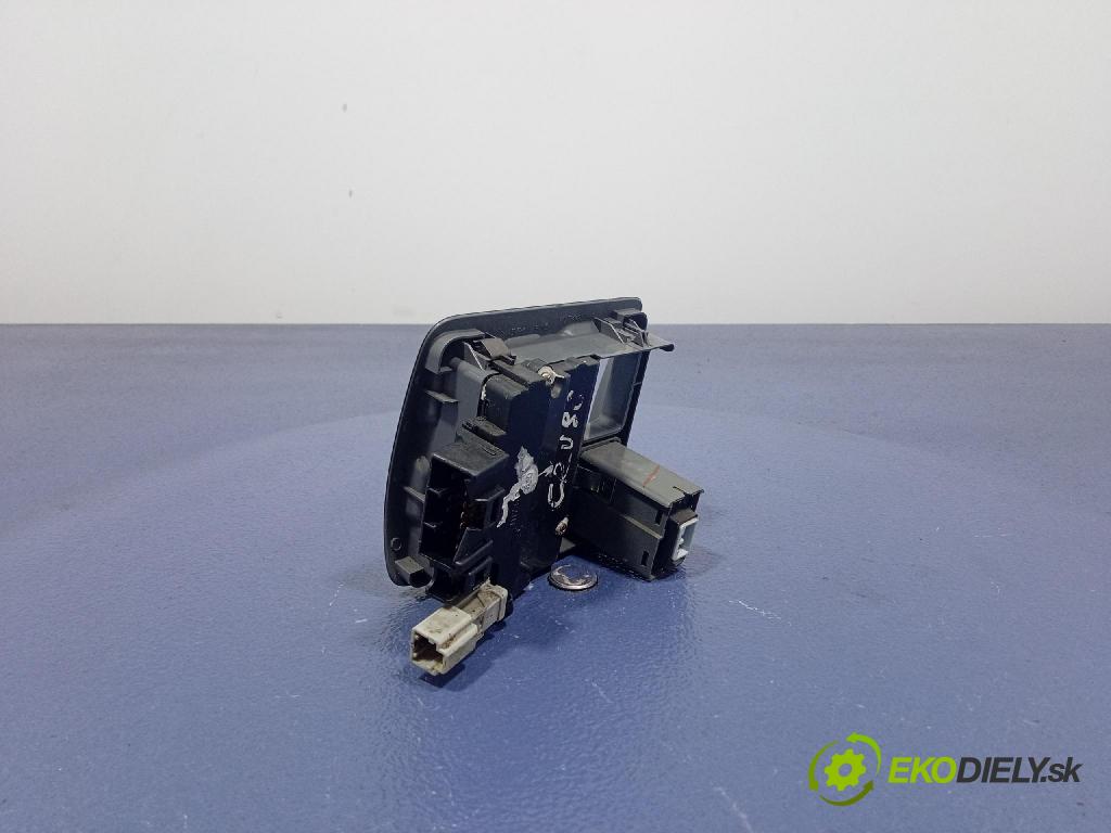 Honda Cr-v 2001 prepínač Okná: M17432