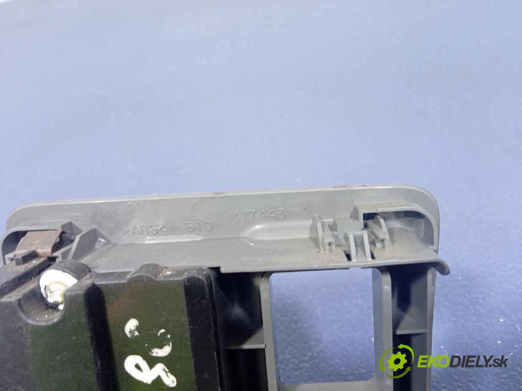 Honda Cr-v 2001 prepínač Okná: M17432