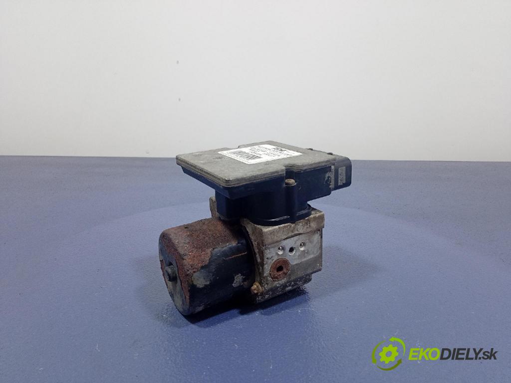 Opel Vivaro 2004 čerpadlo ABS x 8200184211