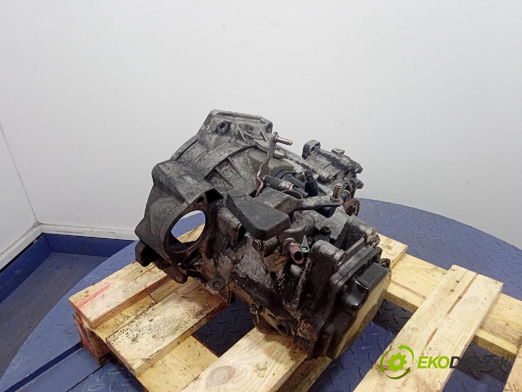 Vw Golf 2003 převodovka Ozubené kola: Manualna GQQ