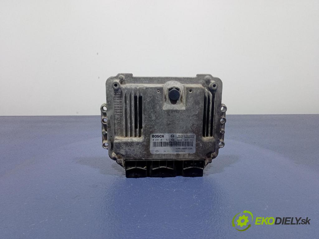 Opel Vivaro 2004 řídící jednotka Motor: 8200051608