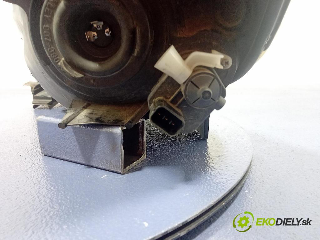 Honda Jazz 2005 světlo v pravo: STANLEY P2187