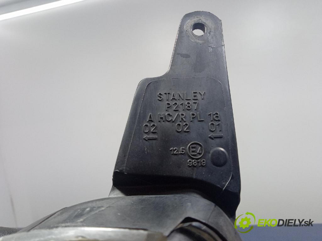 Honda Jazz 2005 světlo v pravo: STANLEY P2187