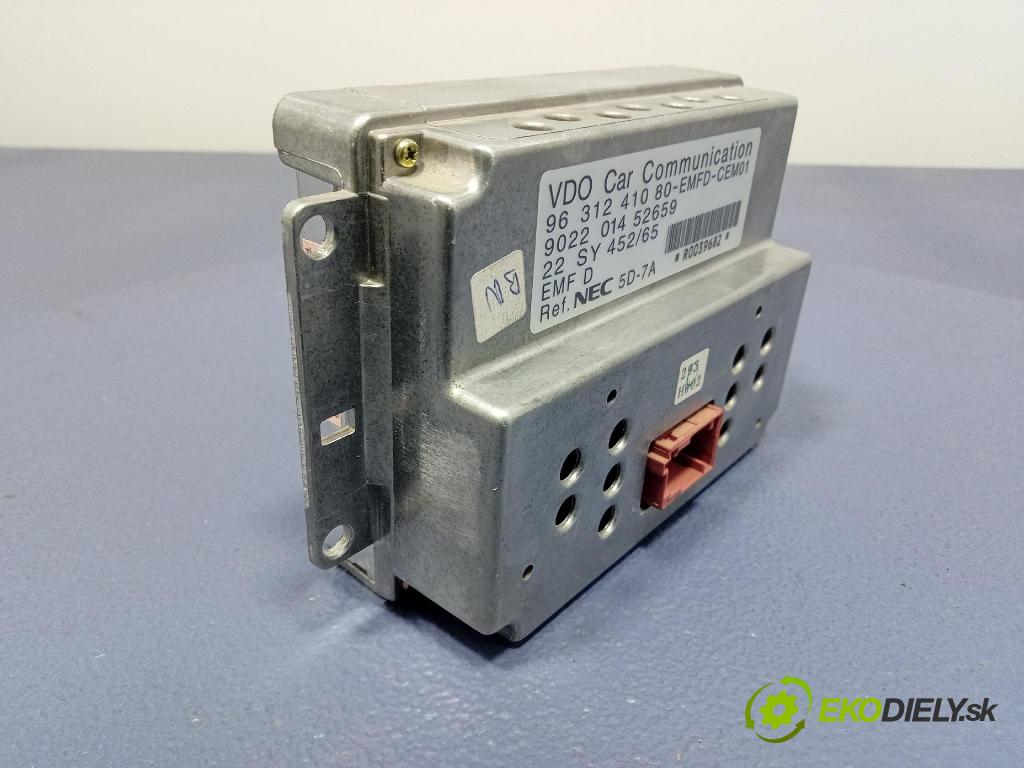 Peugeot 607 2003 displej Radio / GPS 9631241080