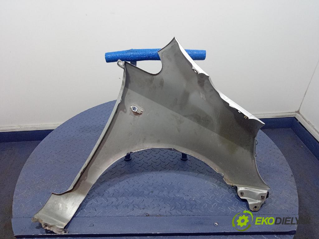 Honda Jazz 2005 blatnik před Levý: 