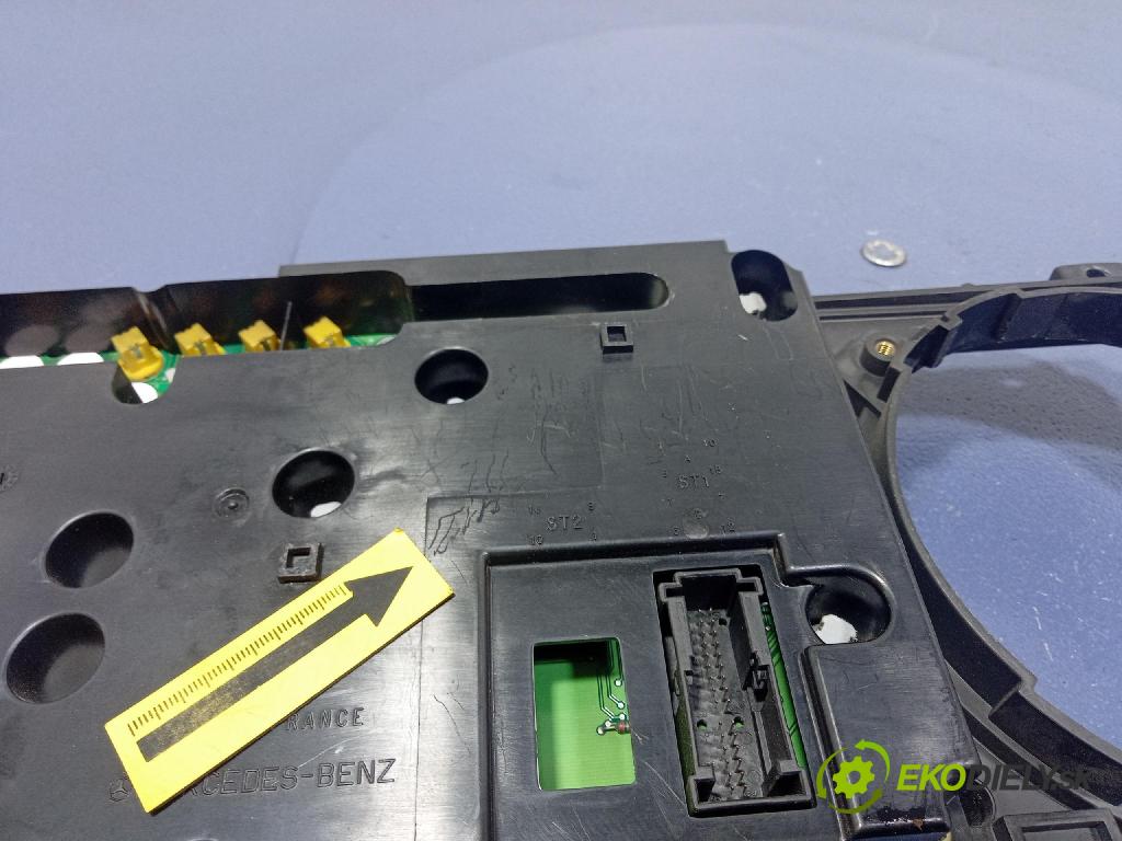 Mercedes 614d vario 1997 Přístrojová deska A0005427401