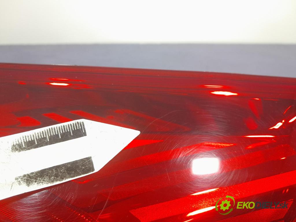 Opel Astra 2011 světlo Zad: Práva: Mimo: