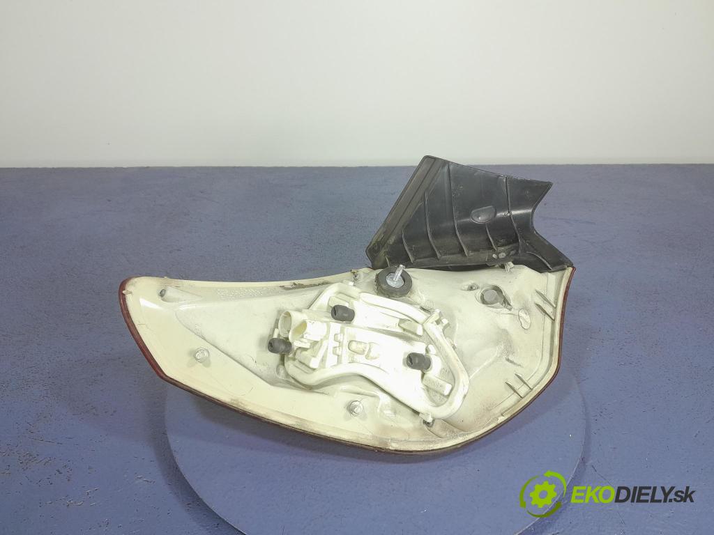 Opel Astra 2011 světlo Zad: Práva: Mimo: