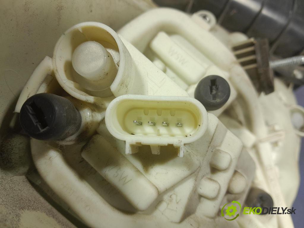 Opel Astra 2011 světlo Zad: Práva: Mimo: