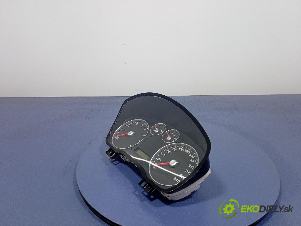 Ford Focus 2004 Přístrojová deska 3M5T-10849-EJ