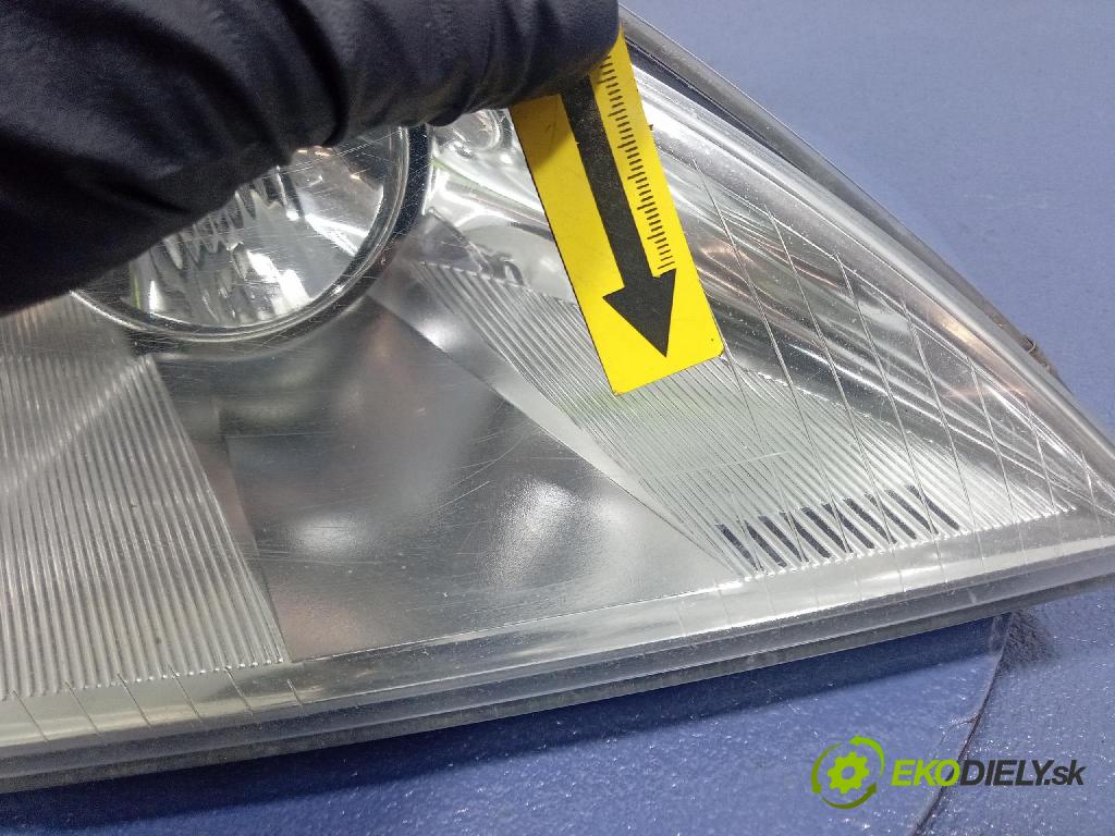 Ford Galaxy 2004 světlo v pravo: 7M5941016N