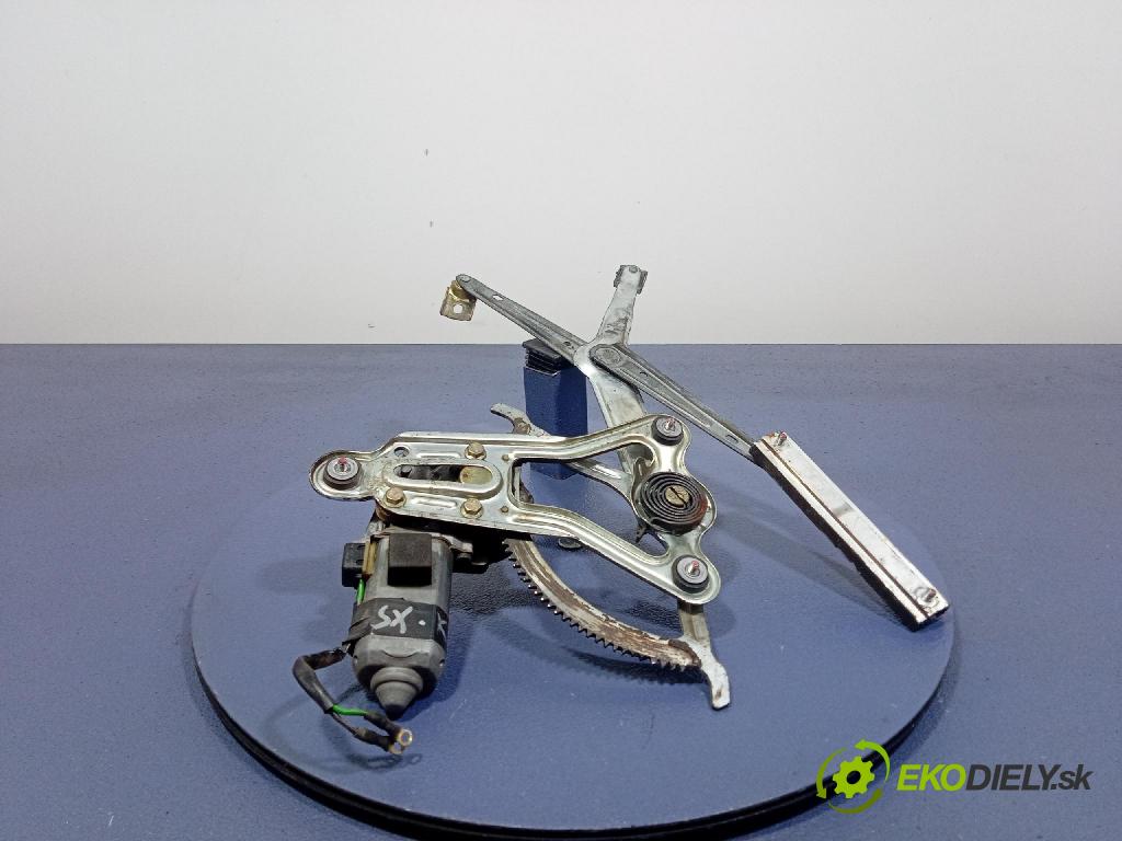 Mercedes E-klasa 1994 mechanismus stahování Sklenka: před Levý: