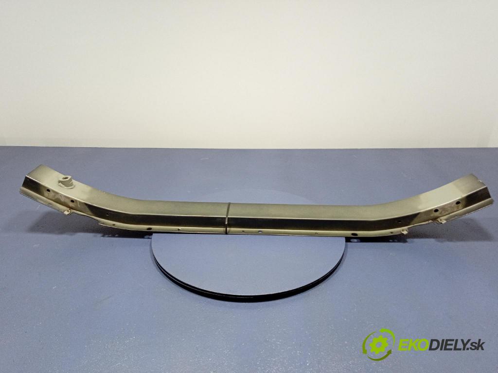 Opel Insignia 2011 výztuha narazník před 13235552