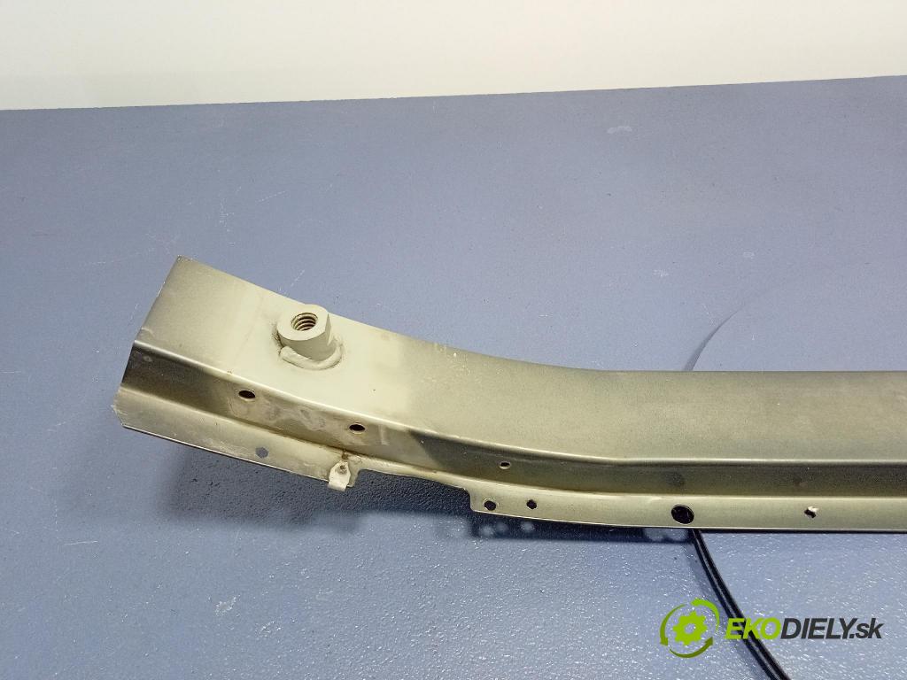 Opel Insignia 2011 výztuha narazník před 13235552