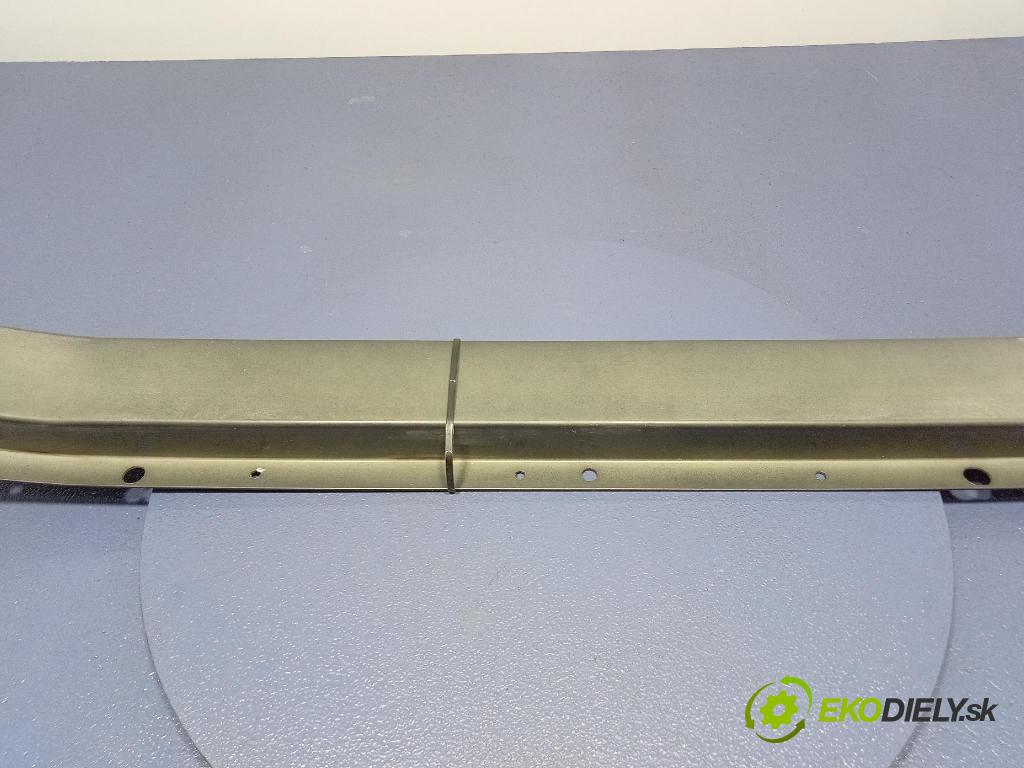 Opel Insignia 2011 výztuha narazník před 13235552