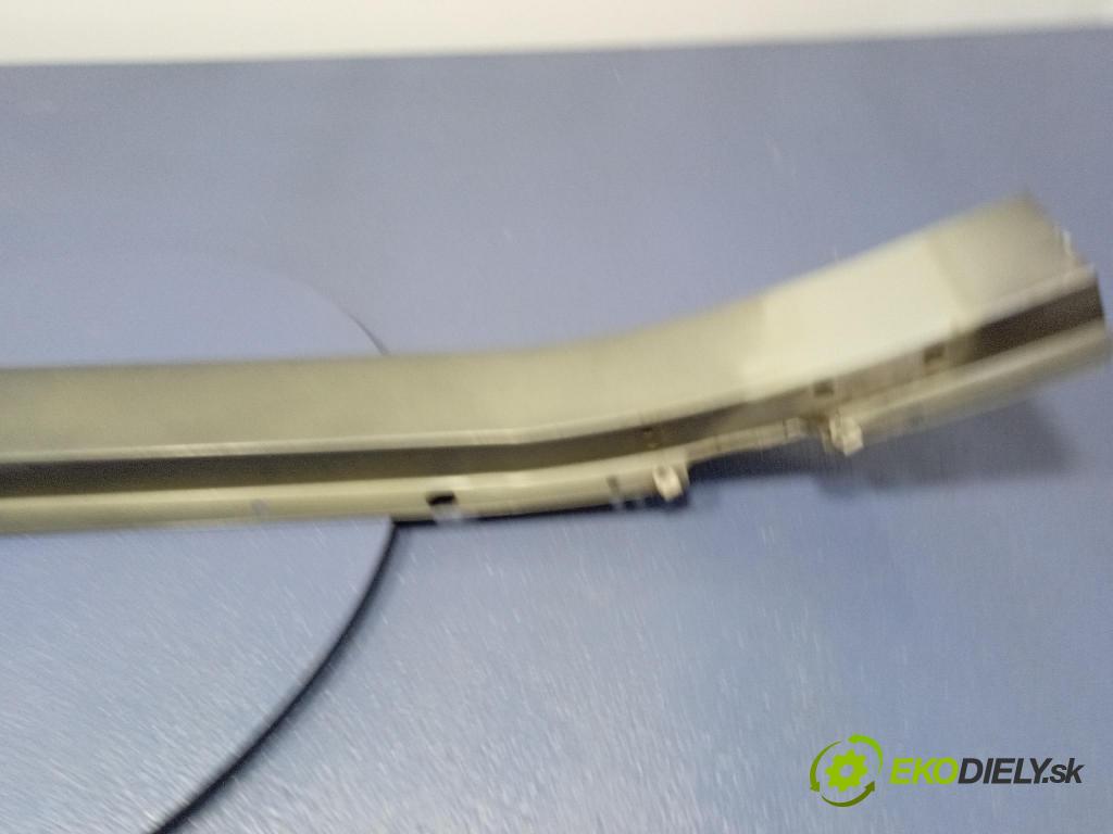 Opel Insignia 2011 výztuha narazník před 13235552