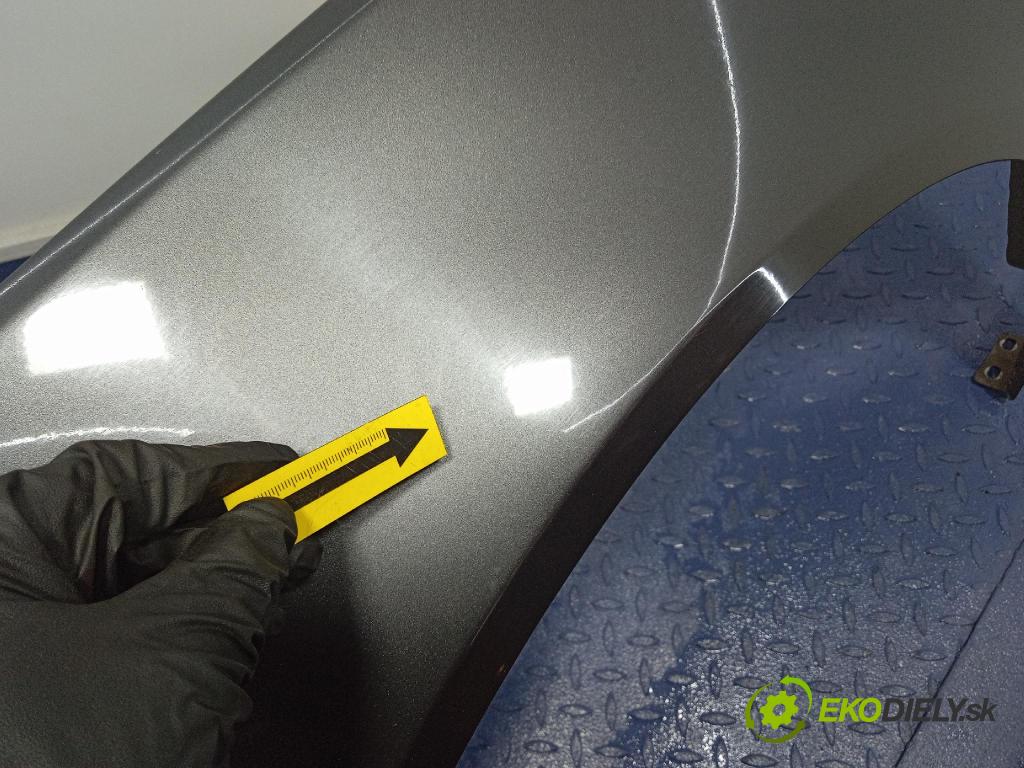 Opel Insignia 2011 blatník Predné Vľavo: