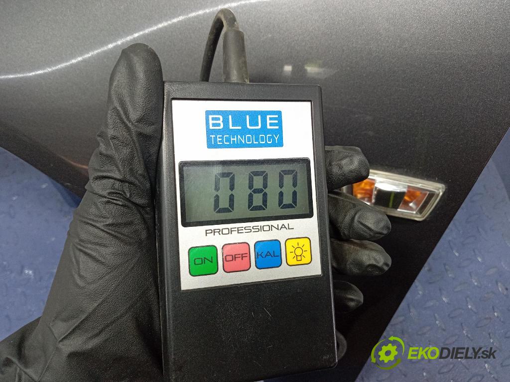 Opel Insignia 2011 blatník Predné Vľavo: