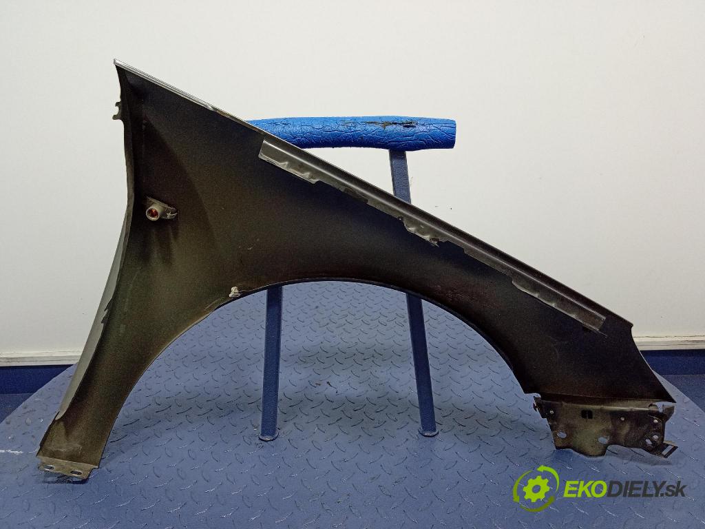 Opel Insignia 2011 blatník Predné Vľavo: