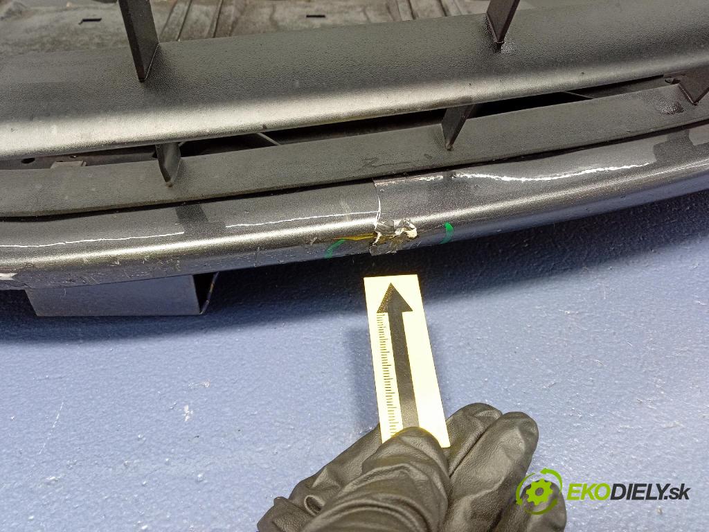 Opel Insignia 2011 nárazník Predné