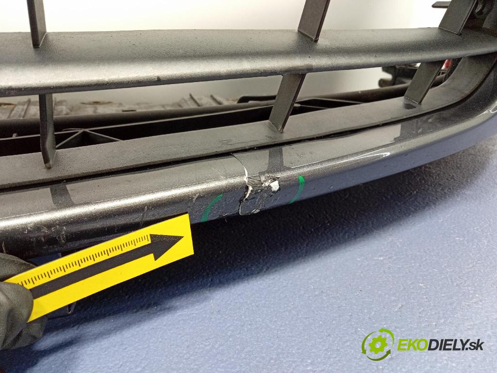 Opel Insignia 2011 nárazník Predné