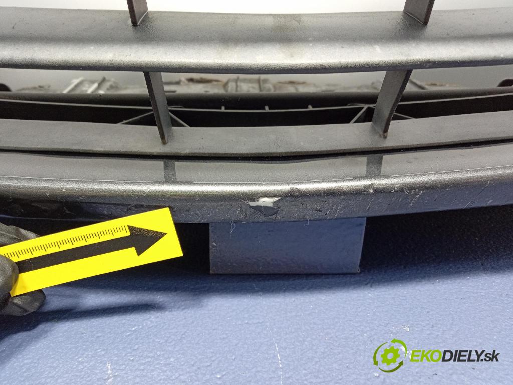 Opel Insignia 2011 nárazník Predné