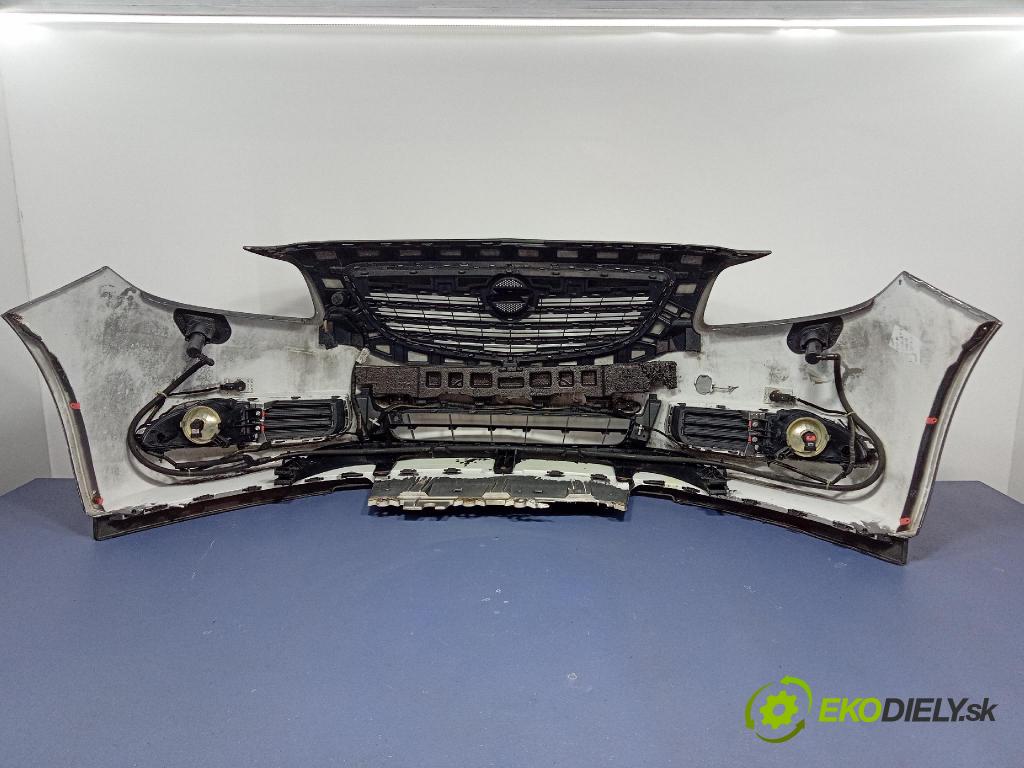 Opel Insignia 2011 nárazník Predné