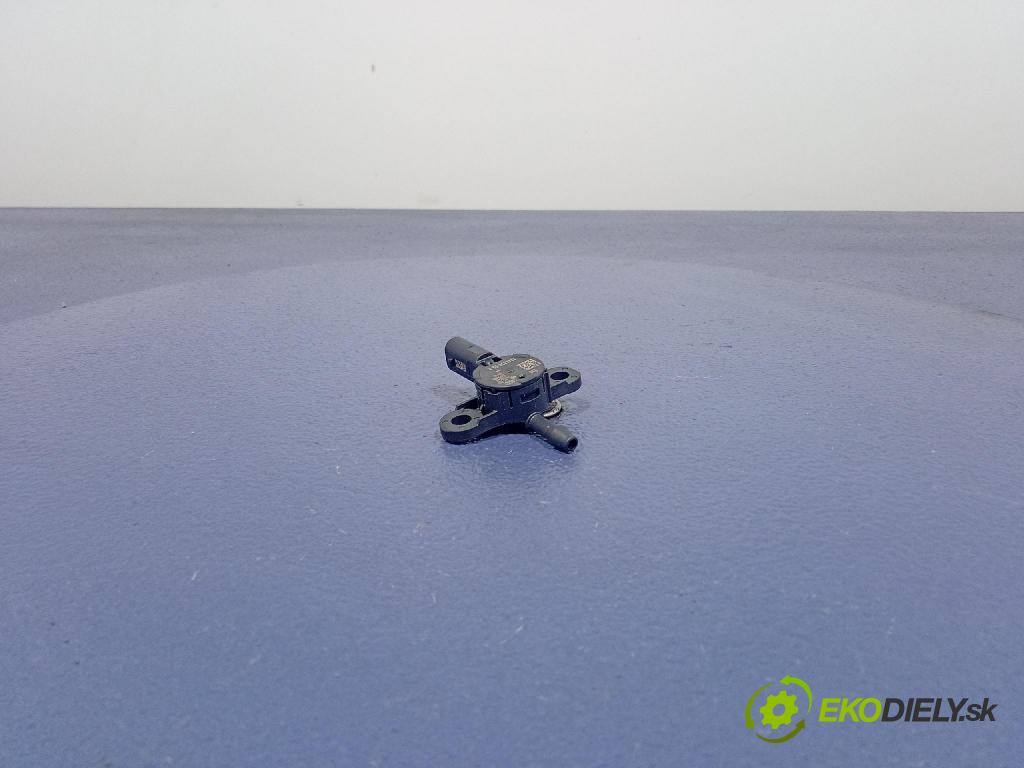 Tesla Model y 0 snímač Dopady / Ochrana Chodci. 2046330-00