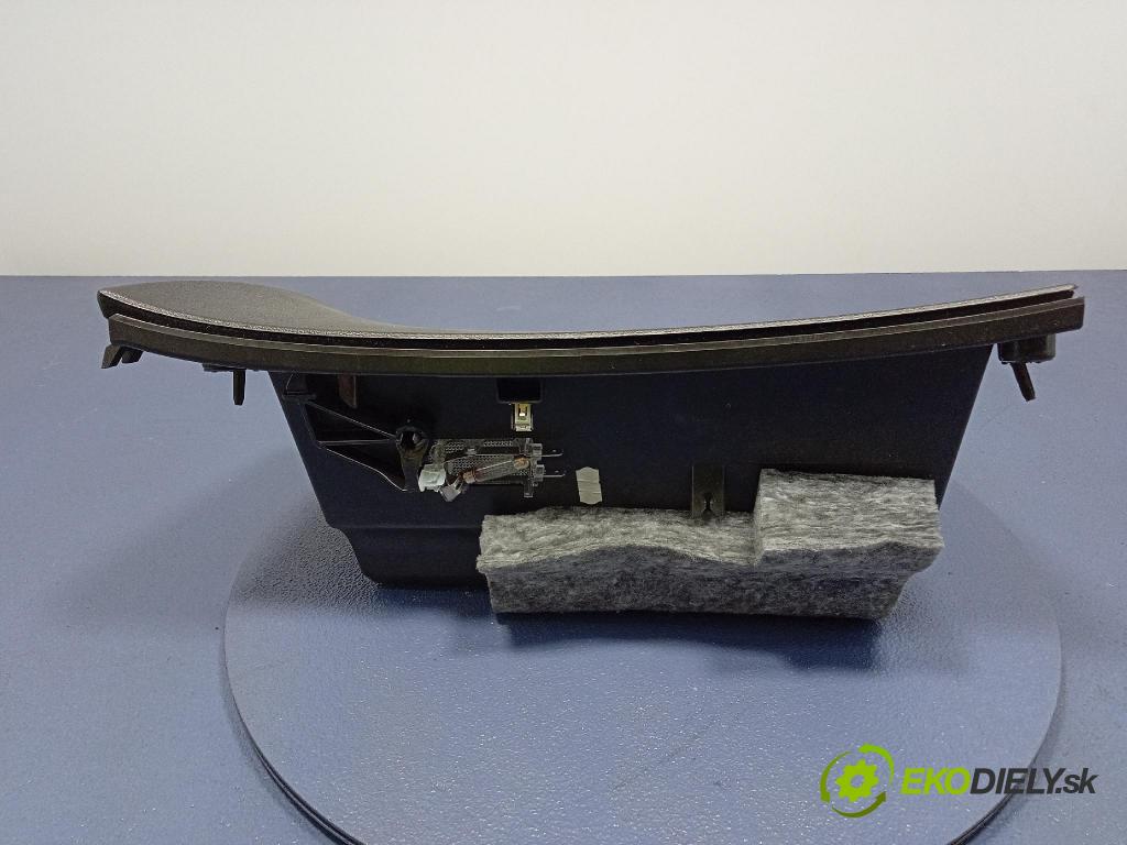 Opel Zafira 2016 kastlík 1130242X