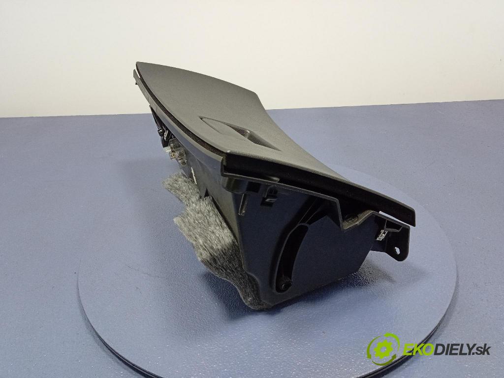 Opel Zafira 2016 kastlík 1130242X