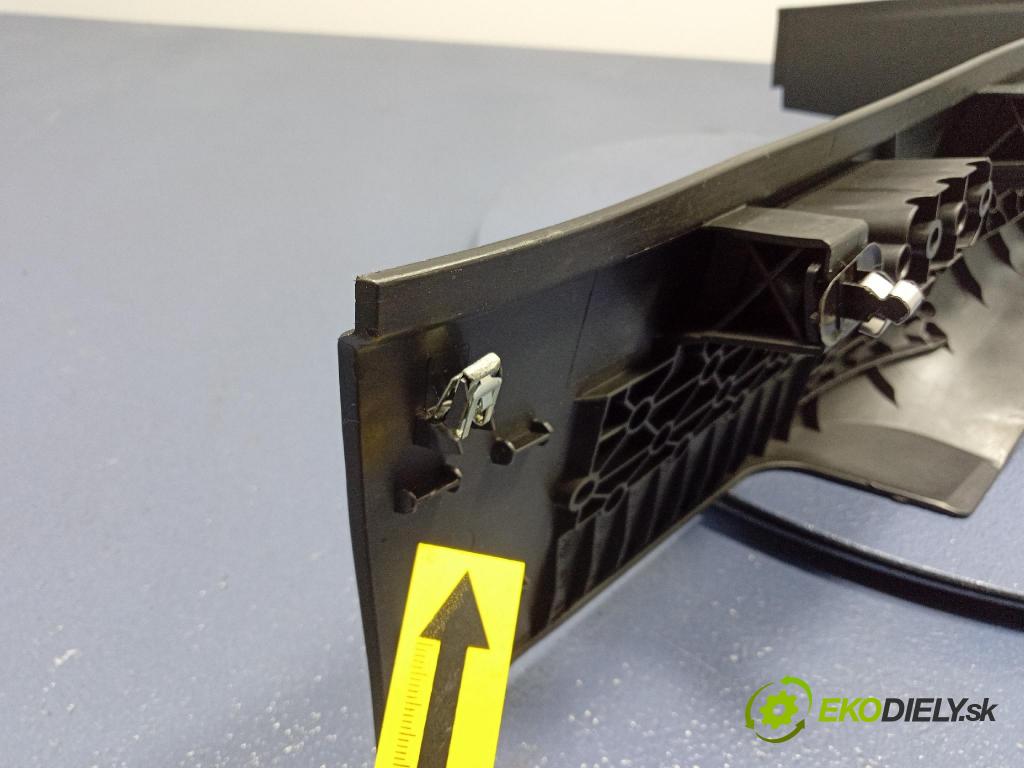 Opel Zafira 2016 kryt Plast: Interiéry: 13289775