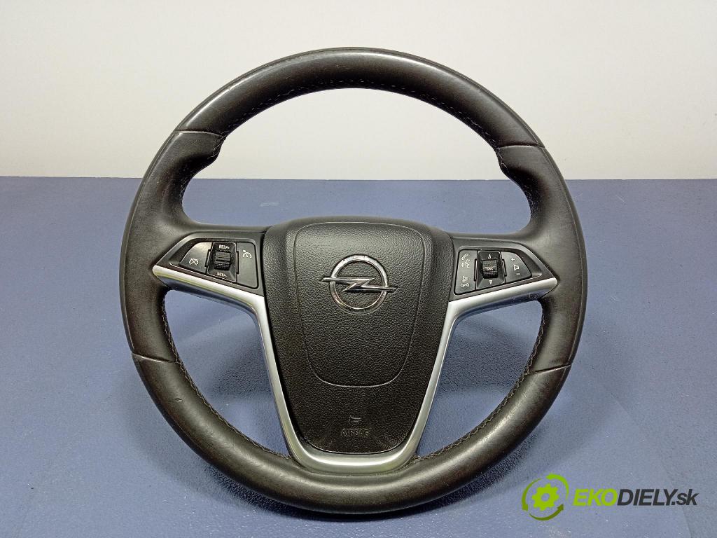 Opel Insignia 2011 volant 13316547