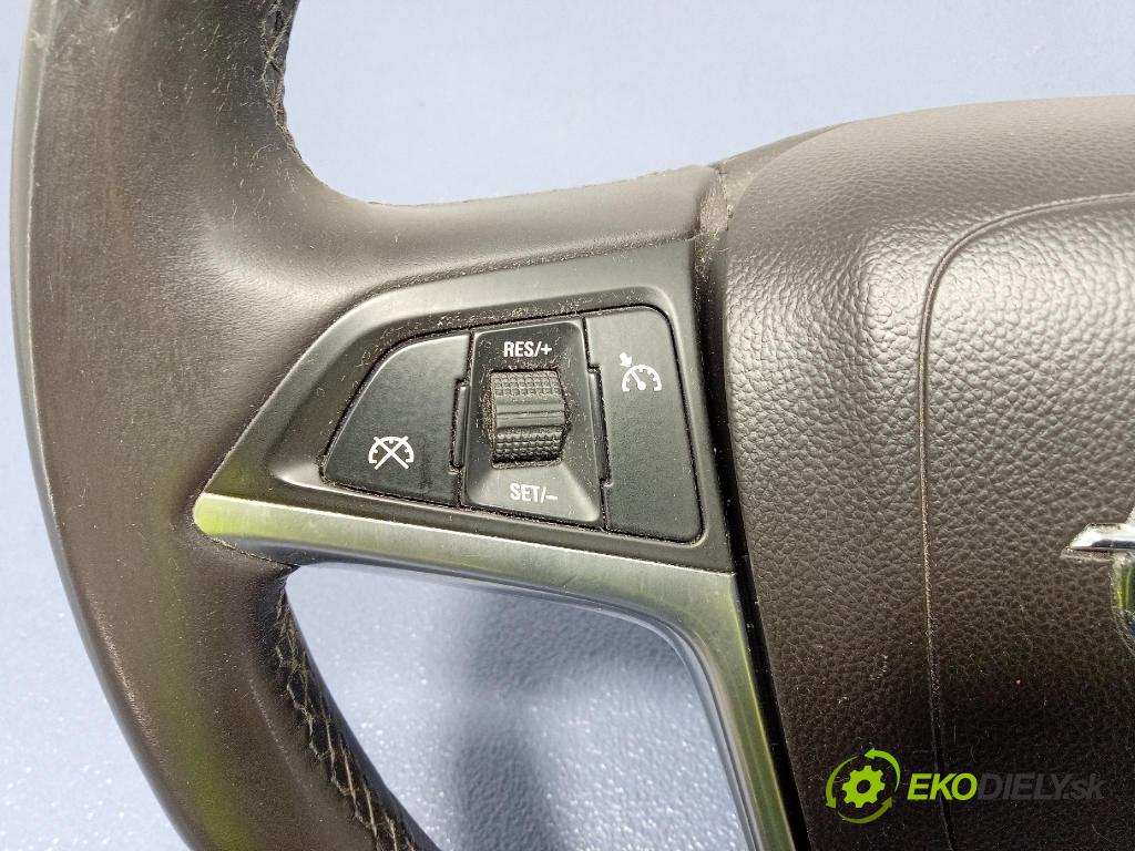 Opel Insignia 2011 volant 13316547