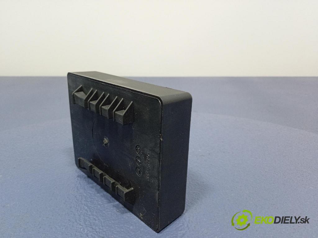 Opel Zafira 2016 řídící jednotka Světel: 13586468