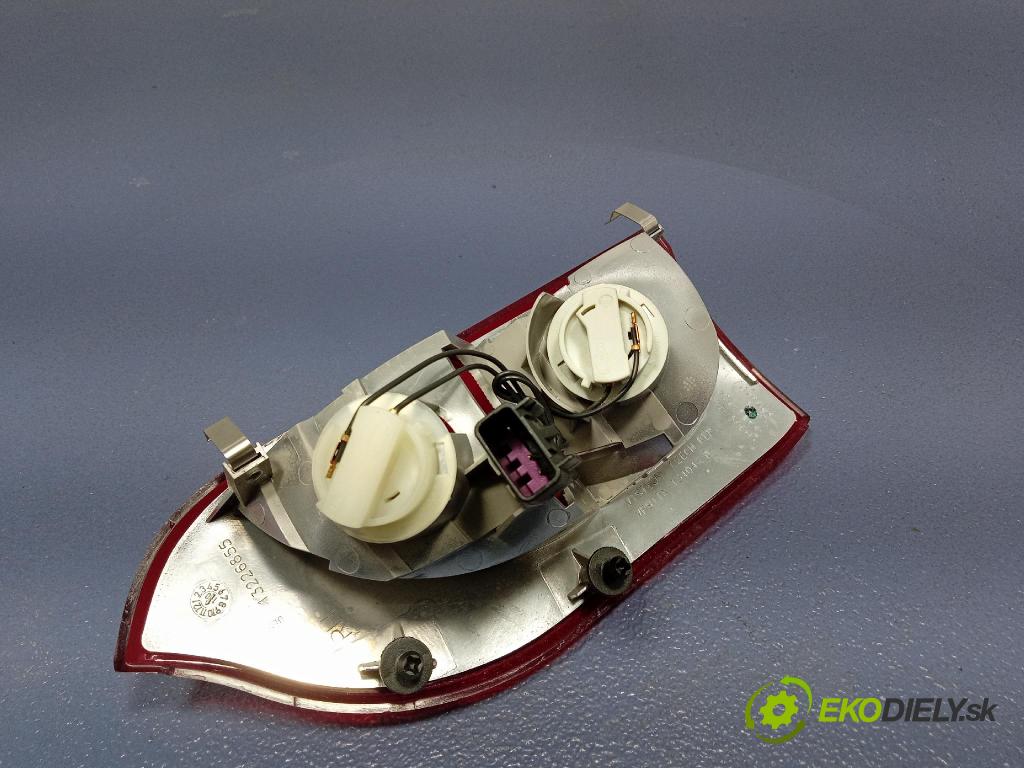 Opel Insignia 2011 světlo Zad: Práva: Uvnitř 13226855