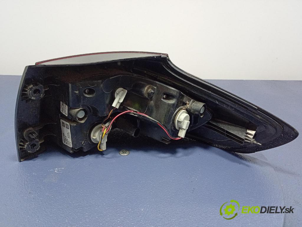 Opel Zafira 2016 světlo Zad: levá Mimo: 39033312